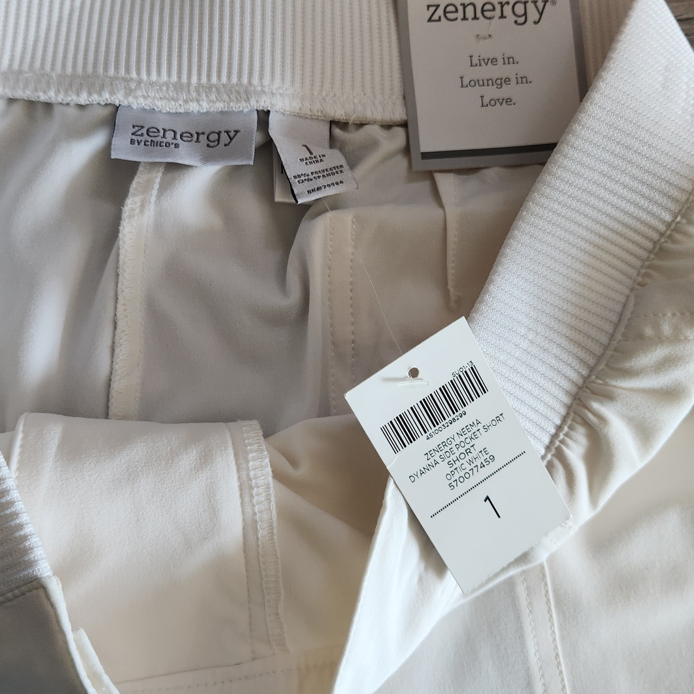 ZENERGY by CHICOS Women’s White Bermuda Shorts Casual GOLF ShortStyle Size 1 M/8 - Picture 3 of 5